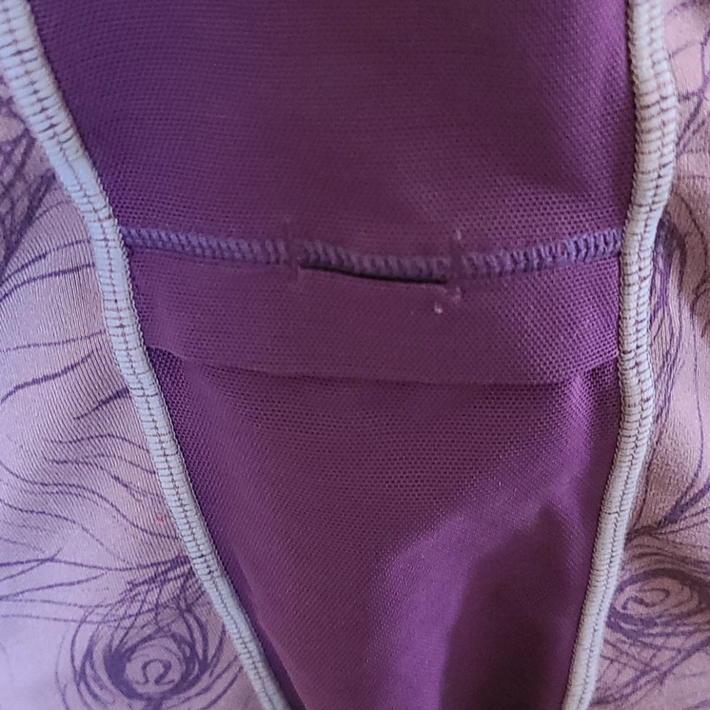 Lululemon tank - Picture 6 of 8